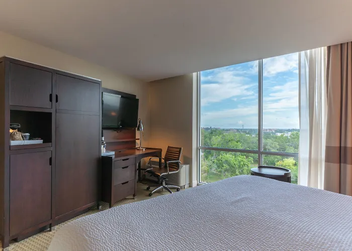 Hotel Four Points By Sheraton Downtown Tallahassee