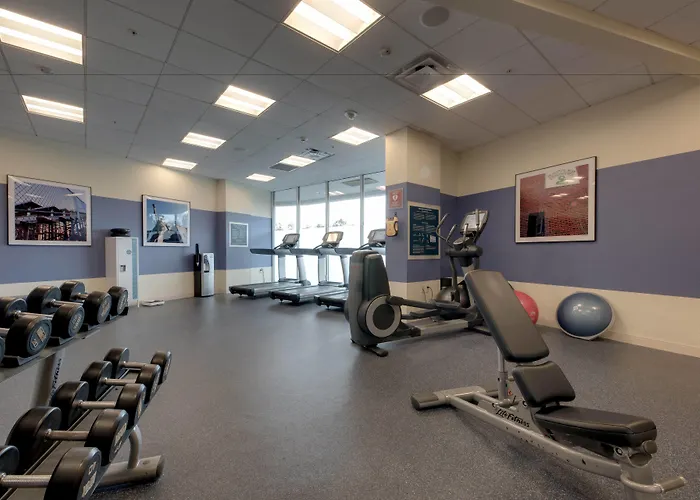 Four Points By Sheraton Downtown Hotel 4*
