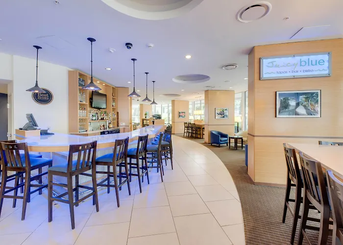 Four Points By Sheraton Downtown 4*