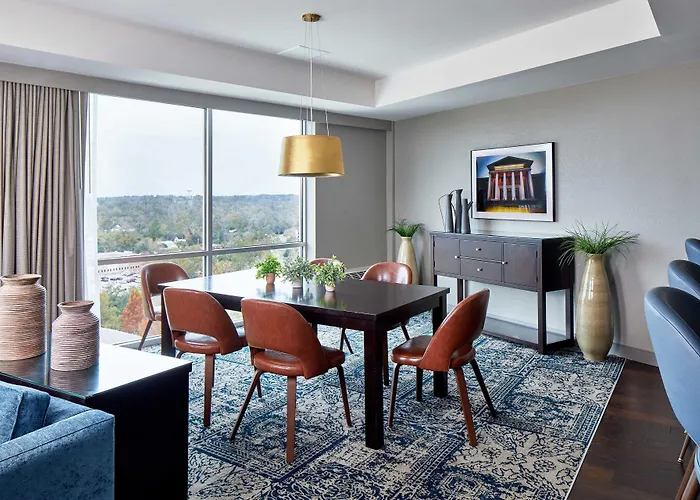 Hotel Four Points By Sheraton Downtown 4*